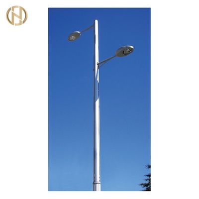 Single Arm Steel Tube Disesuaikan Electrical Street Light Pole Dengan Hot-Dip Galvanized Coating