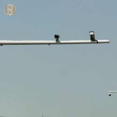 Oktagonal Bentuk Baja Tiang CCTV 3-20M Pemasangan Tinggi Tahan Angin
