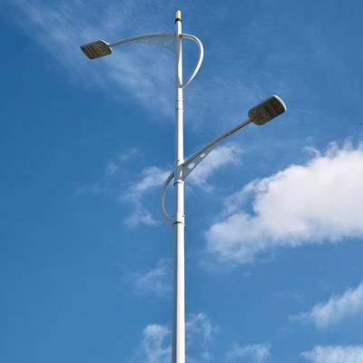 Beli Hot Dip Galvanized Street Light Poles 2025 online manufacture