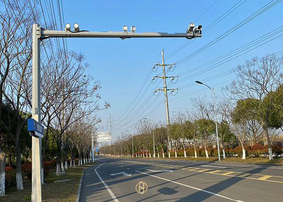 Beli SGS Q345 8M Telescopic Cctv Pole L Type RAL Standard Color online manufacture