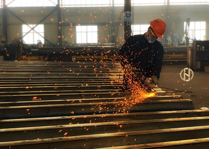 Hot Dip Galvanized CCTV Camera Pole dengan Standar ASTM A123 untuk Perlindungan Maksimal