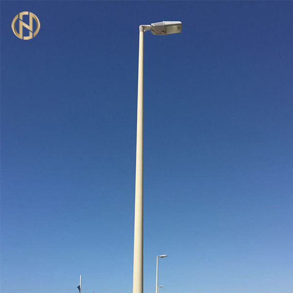 10m Lampu Jalan Modern Yang Dapat Diandalkan Dual / Single Arm Bersertifikat ISO 9001