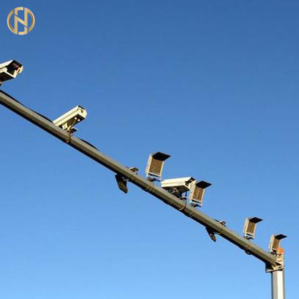 Tiang Kamera CCTV Tinggi 10-35M Tiang Kamera Keamanan Baja Galvanis