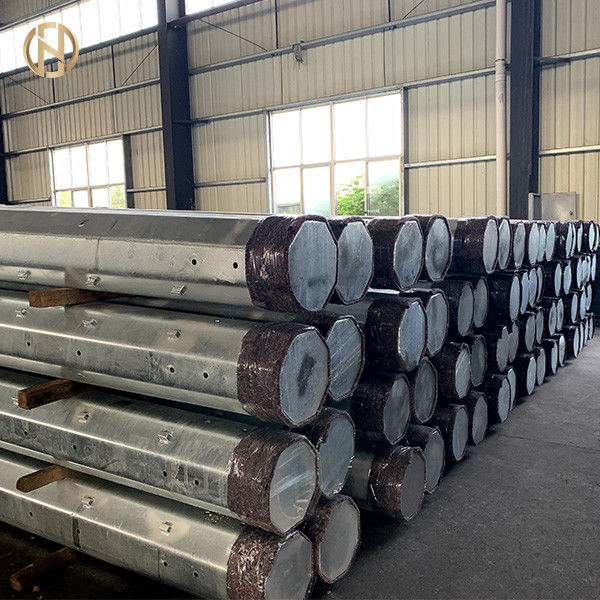 Tiang Utilitas Baja Galvanis Hot Dip 35FT 40FT 10.5m 12m Untuk Distribusi Daya