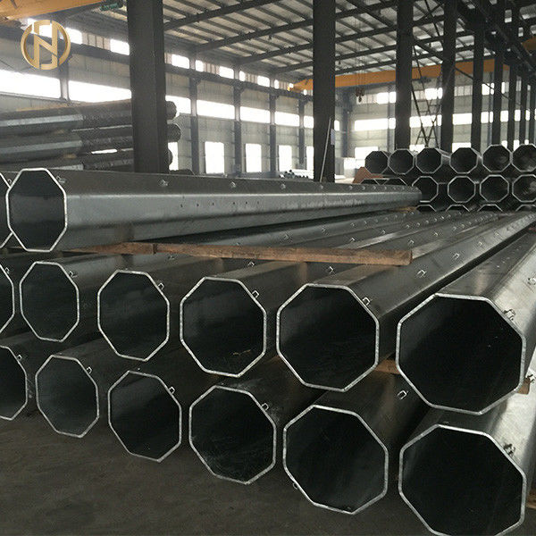 Tiang Utilitas Baja Custom Made Tinggi 18 Meter Dengan Cat Epoksi Hitam