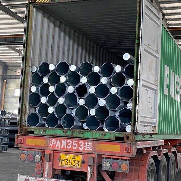 Tiang Utilitas Baja 33KV 12m Hot Dip Tiang Baja Galvanis Tahan Angin