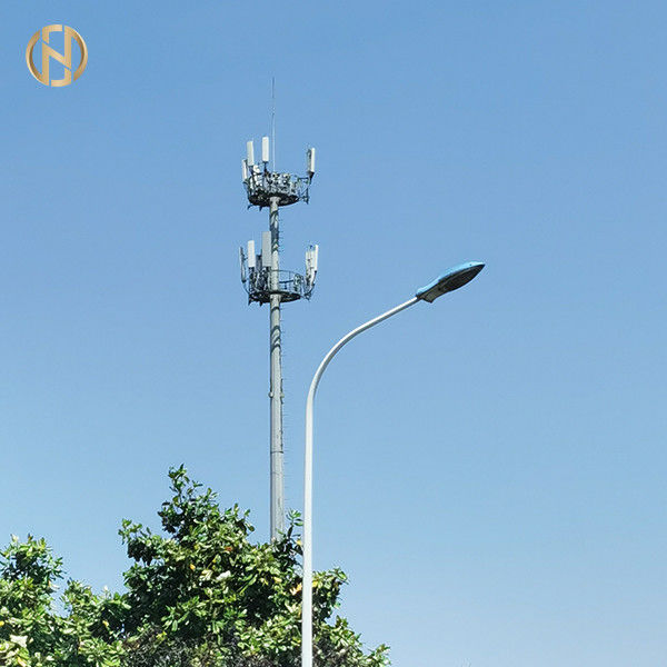 Tiang Lampu Jalan Listrik 20FT Tiang Lampu Jalan Tunggal Atau Ganda Lengan