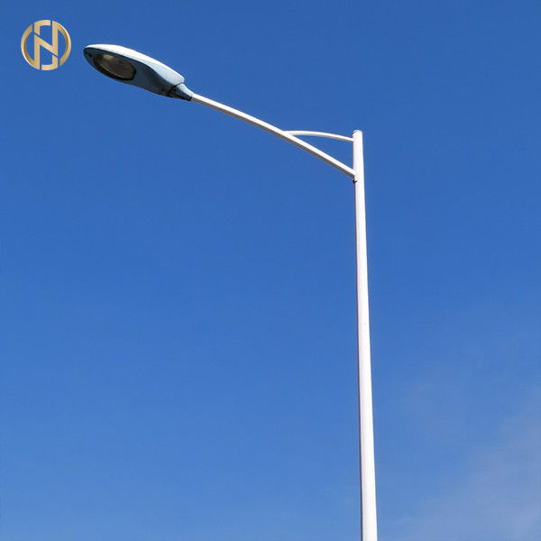 Tiang Lampu Jalan 6 - 15M Tiang Lampu Baja Anti Korosi Dengan Berbagai Desain