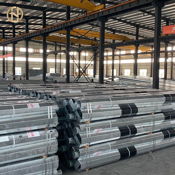3-4,5mm Tebal Tiang Baja Tubular Tiang Listrik Baja Tegangan Rendah Dengan Tetap