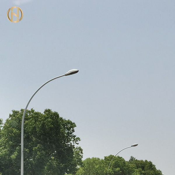 Tiang Lampu Jalan Baja Hot Dip Galvanis 8M Q460
