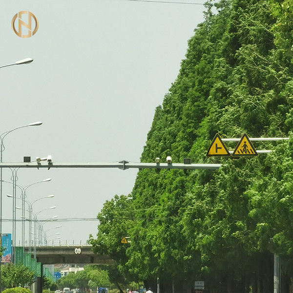 Tiang Kamera CCTV Conical Tebal 2mm - 30mm Dengan Sertifikasi ISO 9001