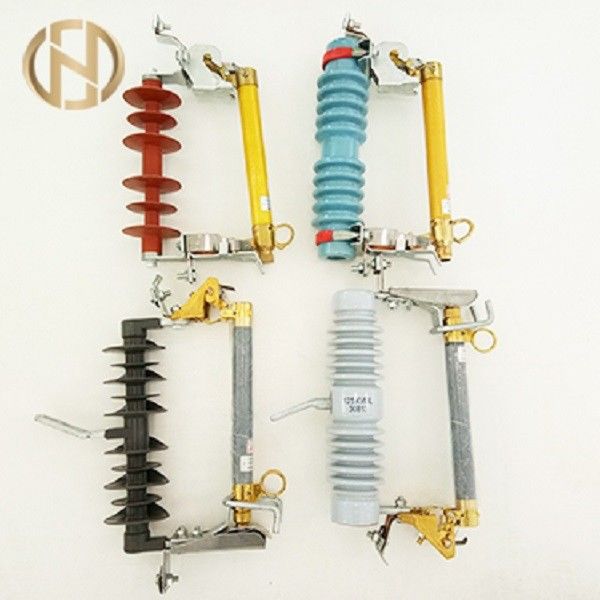 12kV 35kV Drop Out Fuse Dengan Kekuatan Mekanik Yang Baik Tahan Noda