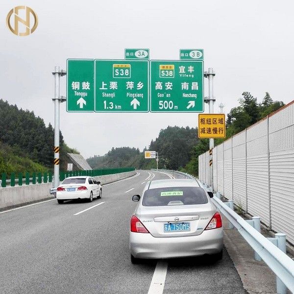 Hot Dip Galvanis 8M RAL Color Q235 Road Sign Pole