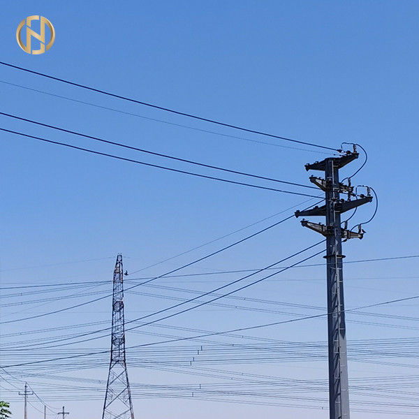 Warna Abu-abu Galvanis Tiang Baja Segi Delapan 69KV NEA 50FT 55FT 60FT 65FT 70FT