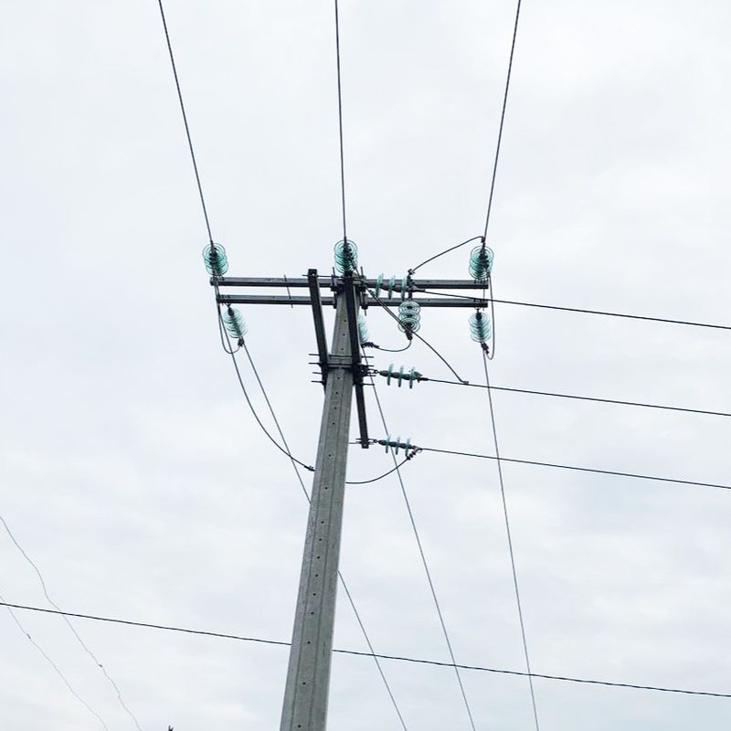 12KV 35KV Aksesoris Tiang Baja Galvanis 8000D Cross Arm Untuk Proyek Listrik